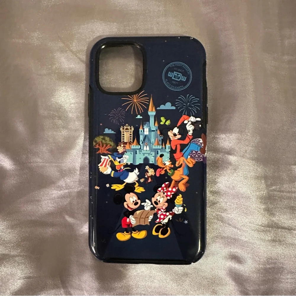 iPhone 11  Pro Disney Phone Case Lot - Picture 6 of 7